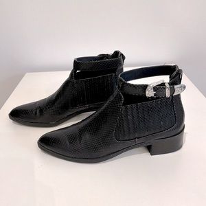 ZARA Booties🐊 Croc print Vintage style